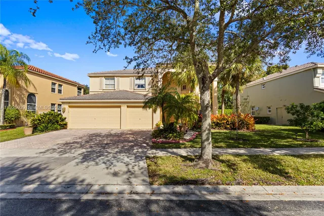 $928,000 | 16071 Southwest 49th Court, Miramar, FL 33027