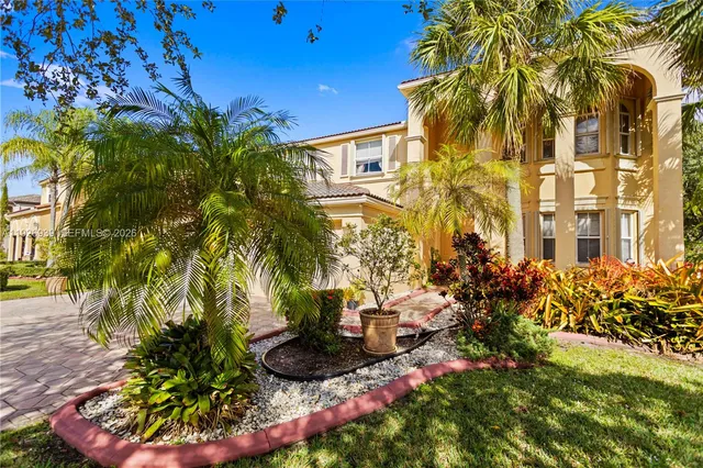 $928,000 | 16071 Southwest 49th Court, Miramar, FL 33027