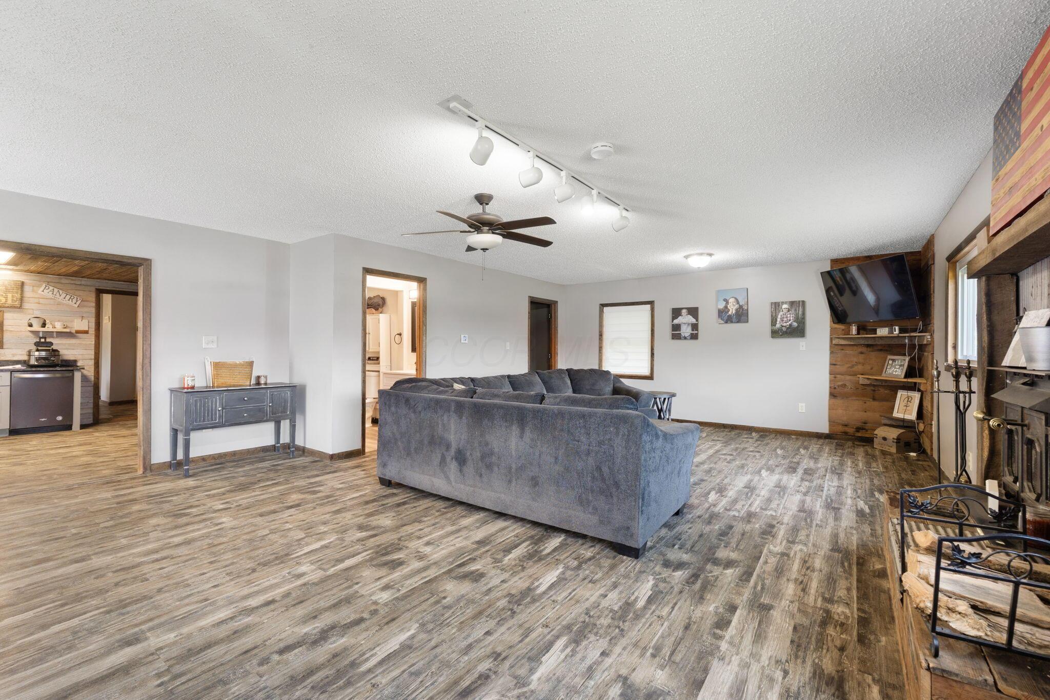 27770 Zook Road Richwood, OH 43344 - Photo 28 of 67 27770 Zook road (INTERIOR)-12 - Copy