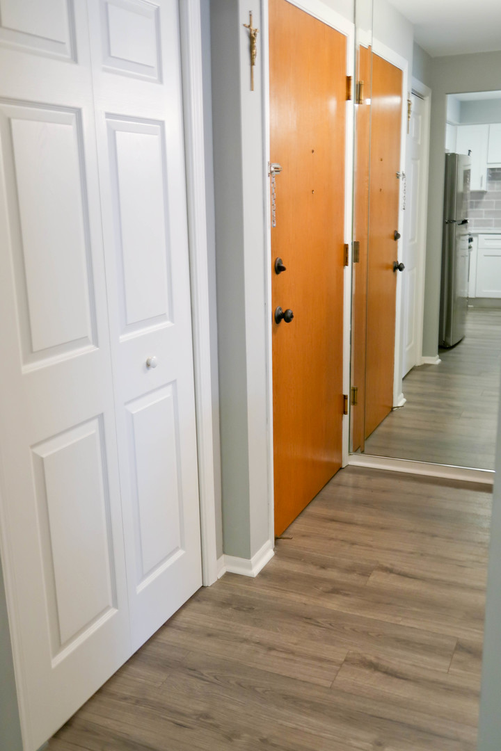 6526 West Irving Park Road, Unit 608 Chicago, IL 60634 - Photo 5 of 34