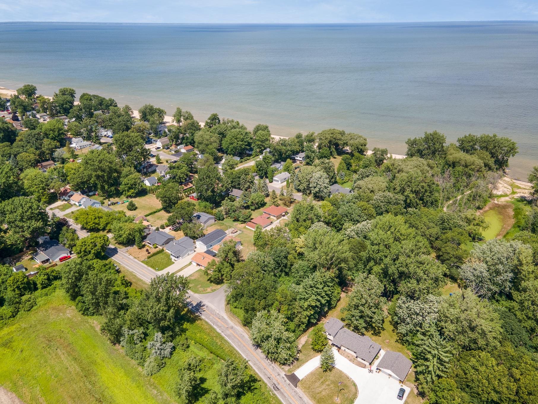 810 Bay Road Bay City, MI 48706 - Photo 28 of 28 Gallery Image 28