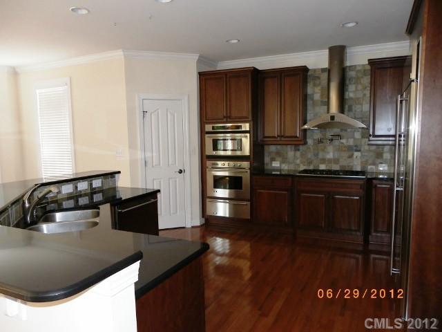 16900 Turtle Point Road Charlotte, NC 28278 - Photo 7 of 16 Gallery Image 7