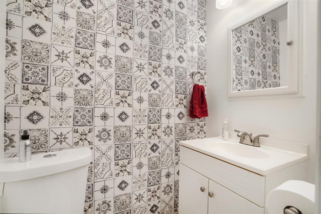 2001 Southwest 84th Avenue Davie, FL 33324 - Photo 8 of 38 a bathroom with a sink and a mirror