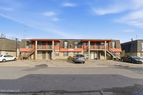 $275,000 | 105 Hardwood Court, Hattiesburg, MS 39401