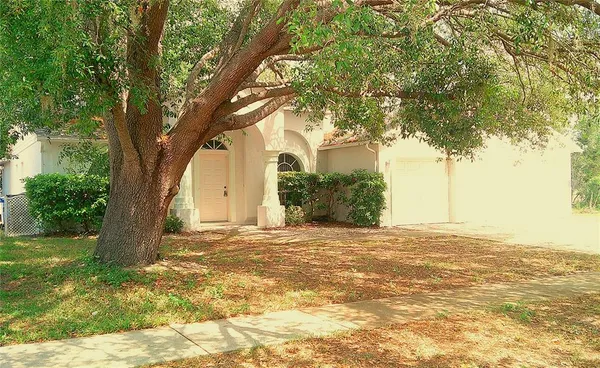$2,400 | 9724 Mary Robin Drive, Riverview, FL 33569
