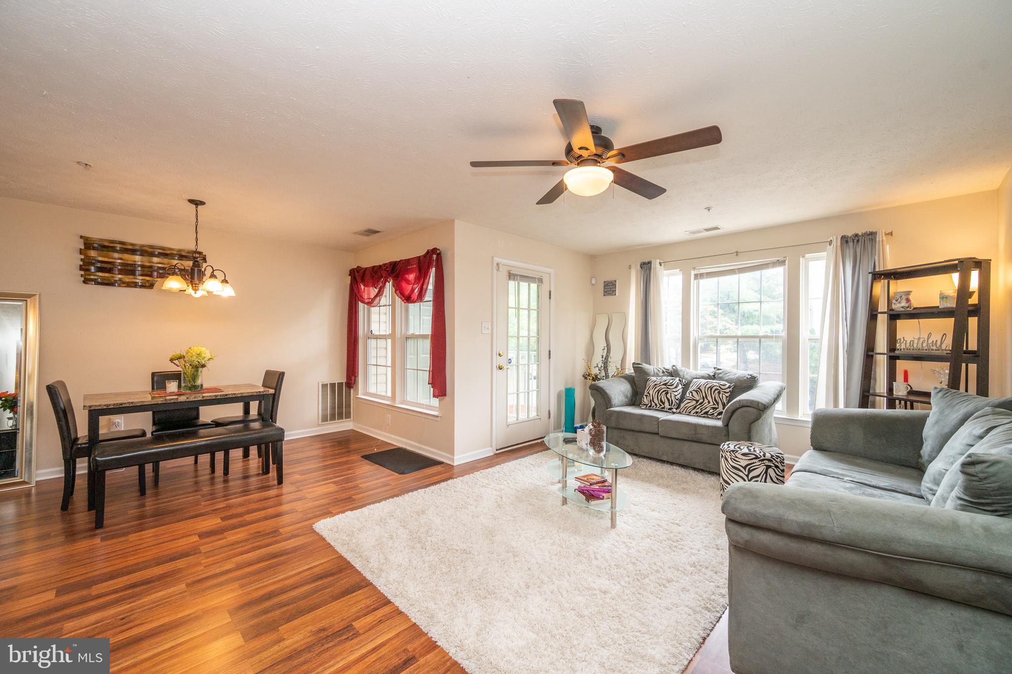 2046 Hunting Ridge Drive Owings Mills, MD 21117 - Photo 4 of 38