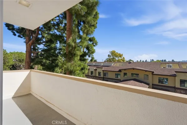 $650,000 | 5630 Ravenspur Drive, Unit 209, Rancho Palos Verdes, CA 90275