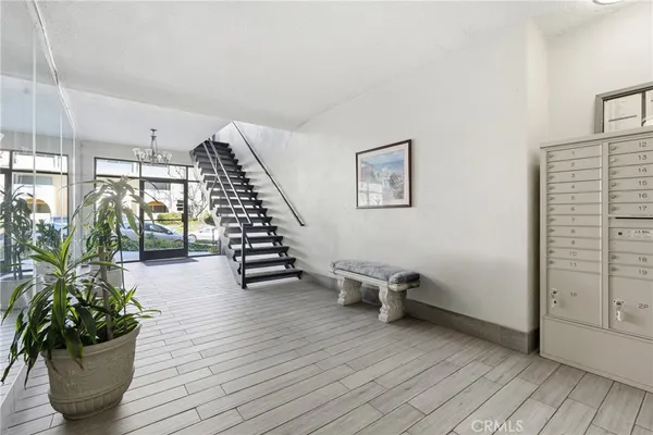 $650,000 | 5630 Ravenspur Drive, Unit 209, Rancho Palos Verdes, CA 90275
