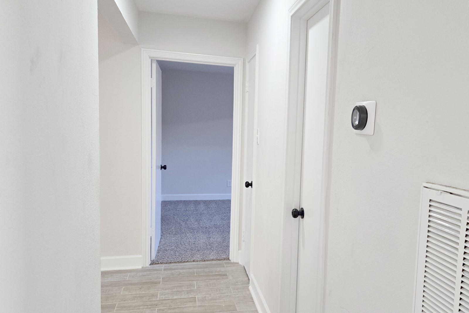 8822 Rowan Lane Houston, TX 77036 - Photo 7 of 12 a view of a hallway