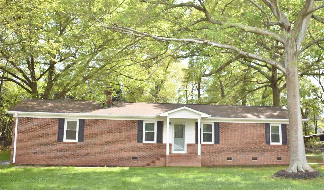 1132 Springdale Circle Boiling Springs, SC 29316 - Photo 1 of 23 Gallery Image 1