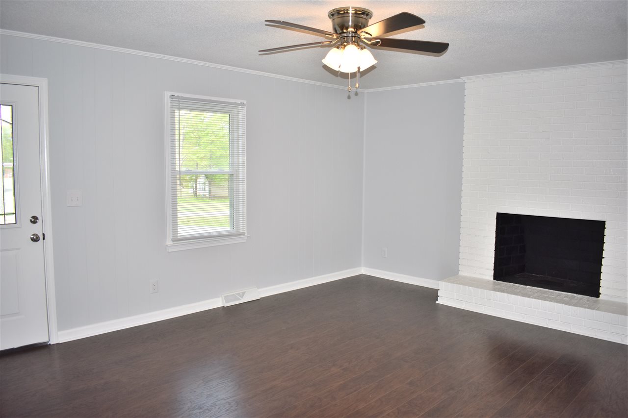 1132 Springdale Circle Boiling Springs, SC 29316 - Photo 2 of 23 Gallery Image 2