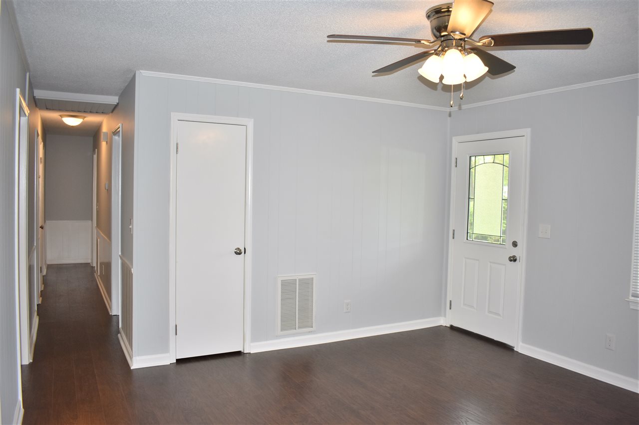 1132 Springdale Circle Boiling Springs, SC 29316 - Photo 8 of 23 Gallery Image 8