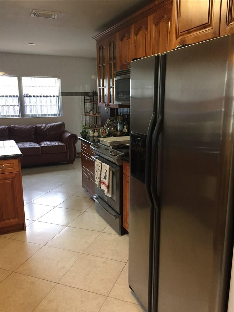 22989 Southwest 56th Avenue Boca Raton, FL 33433 - Photo 18 of 30 Photo 18