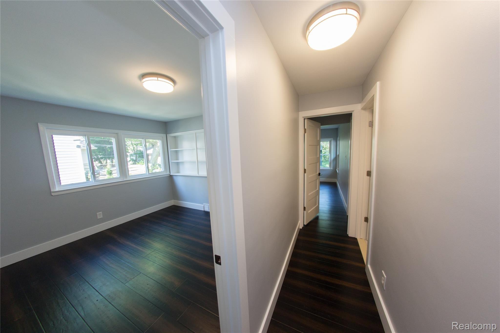 3266 Harvard Road Royal Oak, MI 48073 - Photo 35 of 60 Harvard RO-40.jpg