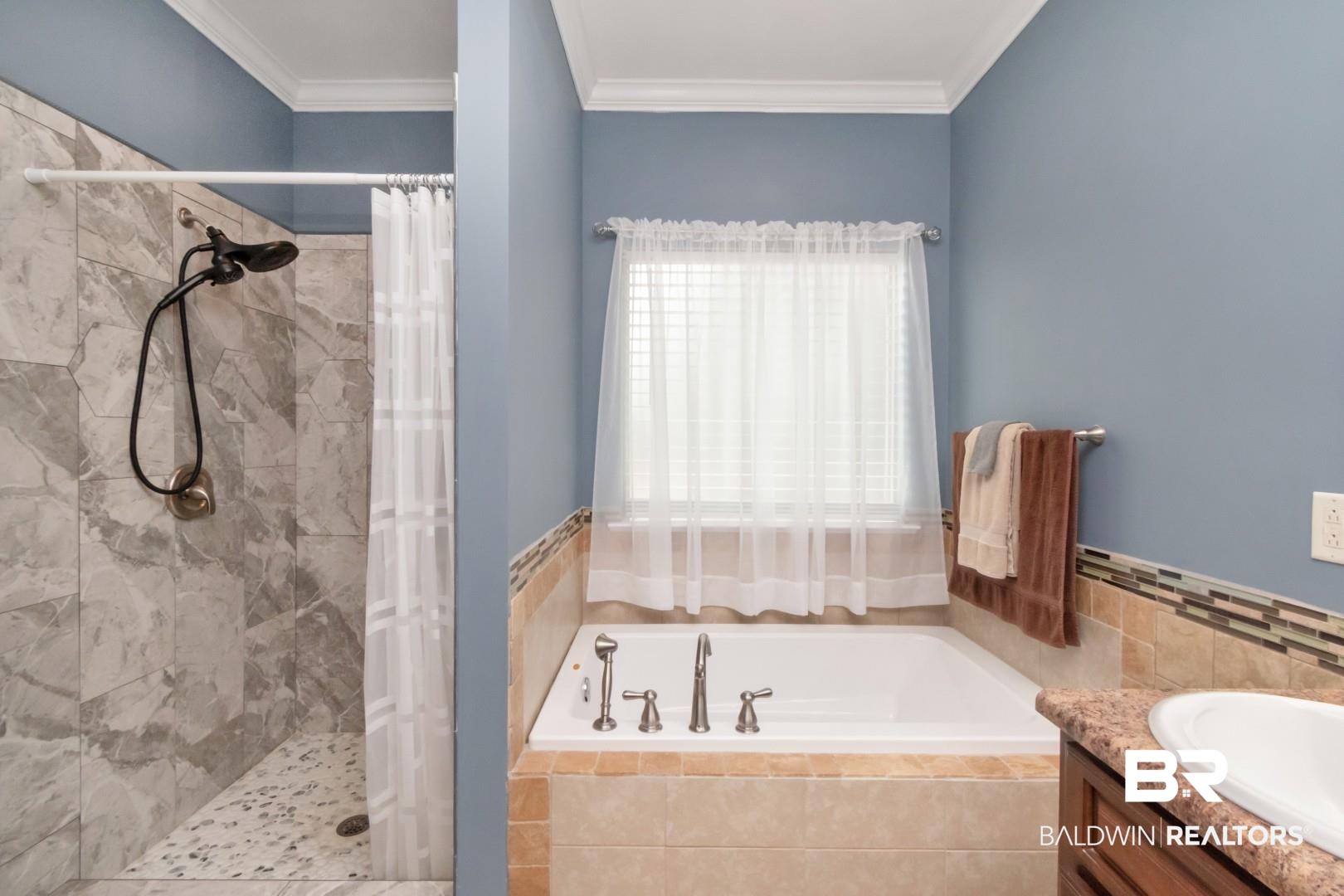 6352 McDonald Road Theodore, AL 36582 - Photo 13 of 35