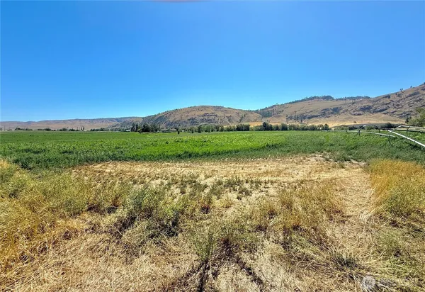 a view of an outdoor space with a lake view