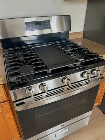 a close view of stove top oven