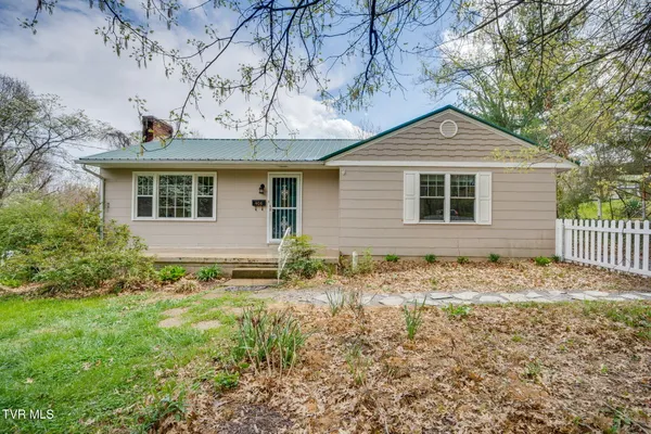 $275,000 | 408 Oak Grove Avenue, Greeneville, TN 37745