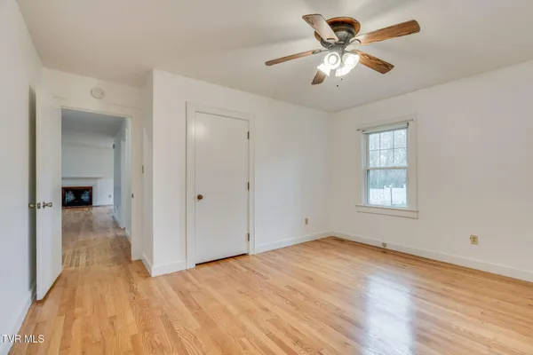 $260,000 | 408 Oak Grove Avenue, Greeneville, TN 37745