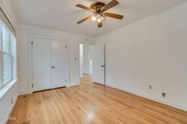 $260,000 | 408 Oak Grove Avenue, Greeneville, TN 37745