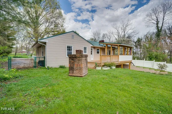 $260,000 | 408 Oak Grove Avenue, Greeneville, TN 37745