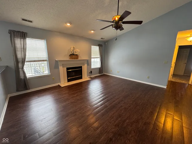 $1,695 | 4631 West Smith Valley Road, Greenwood, IN 46143