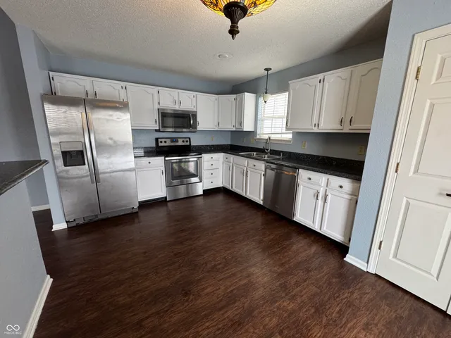 $1,695 | 4631 West Smith Valley Road, Greenwood, IN 46143