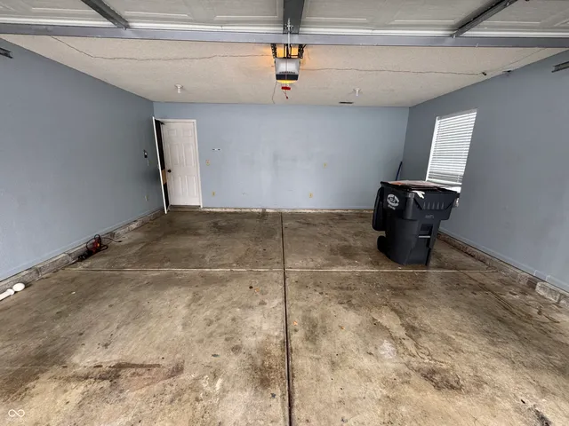 $1,695 | 4631 West Smith Valley Road, Greenwood, IN 46143