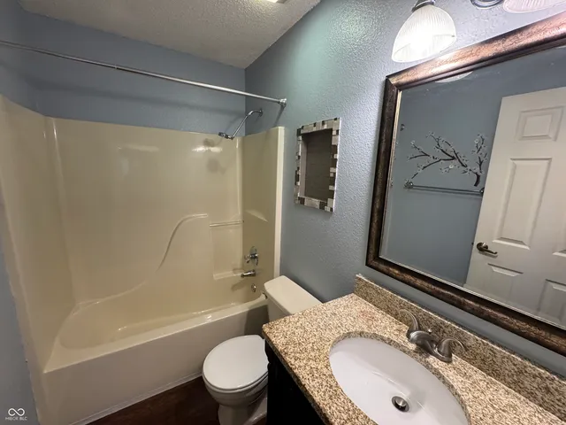 $1,695 | 4631 West Smith Valley Road, Greenwood, IN 46143