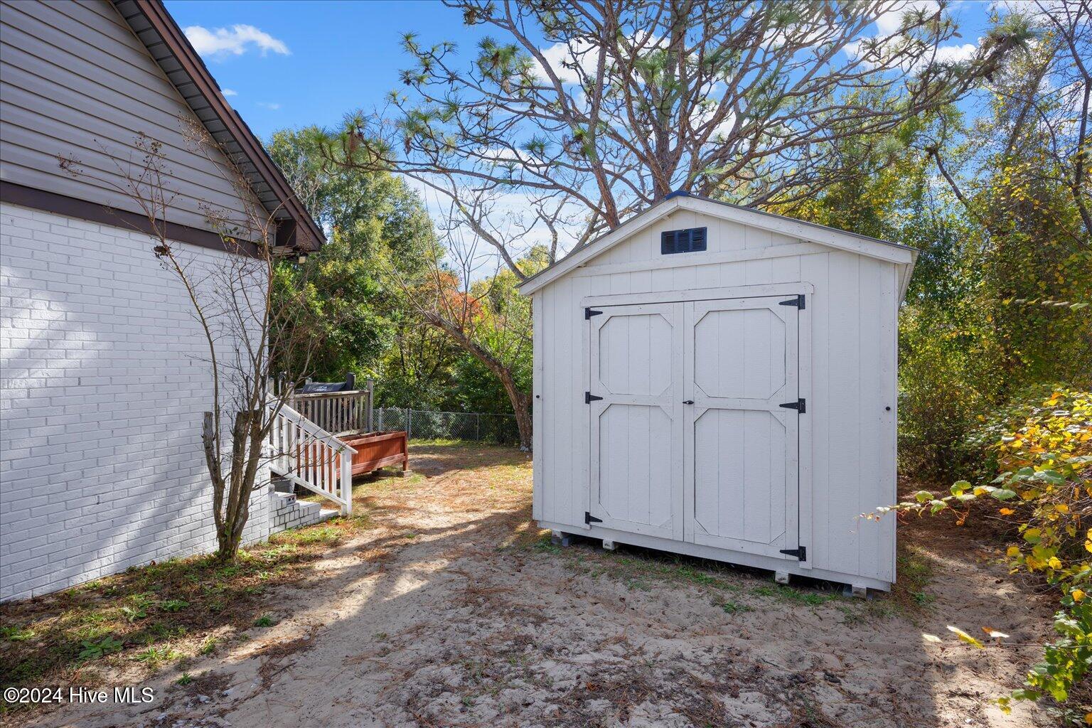 929 Arnold Road Wilmington, NC 28412 - Photo 33 of 40 04-IMG_5533