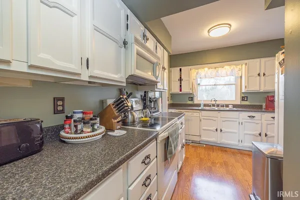 $294,900 | 2008 West Wilno Drive, Marion, IN 46952