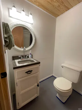 $294,900 | 2008 West Wilno Drive, Marion, IN 46952