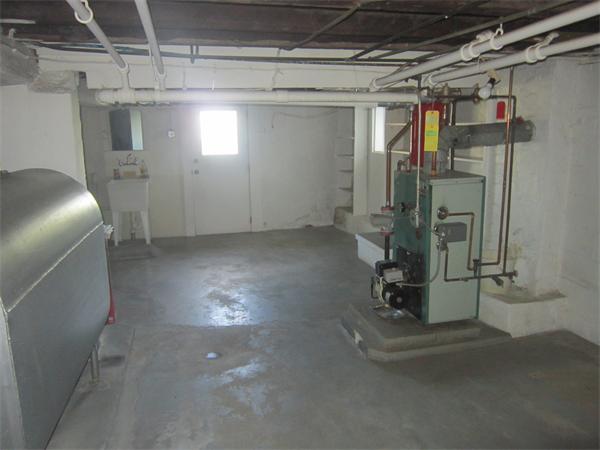 31 Beachview Road Boston, MA 02128 - Photo 11 of 12 Gallery Image 11