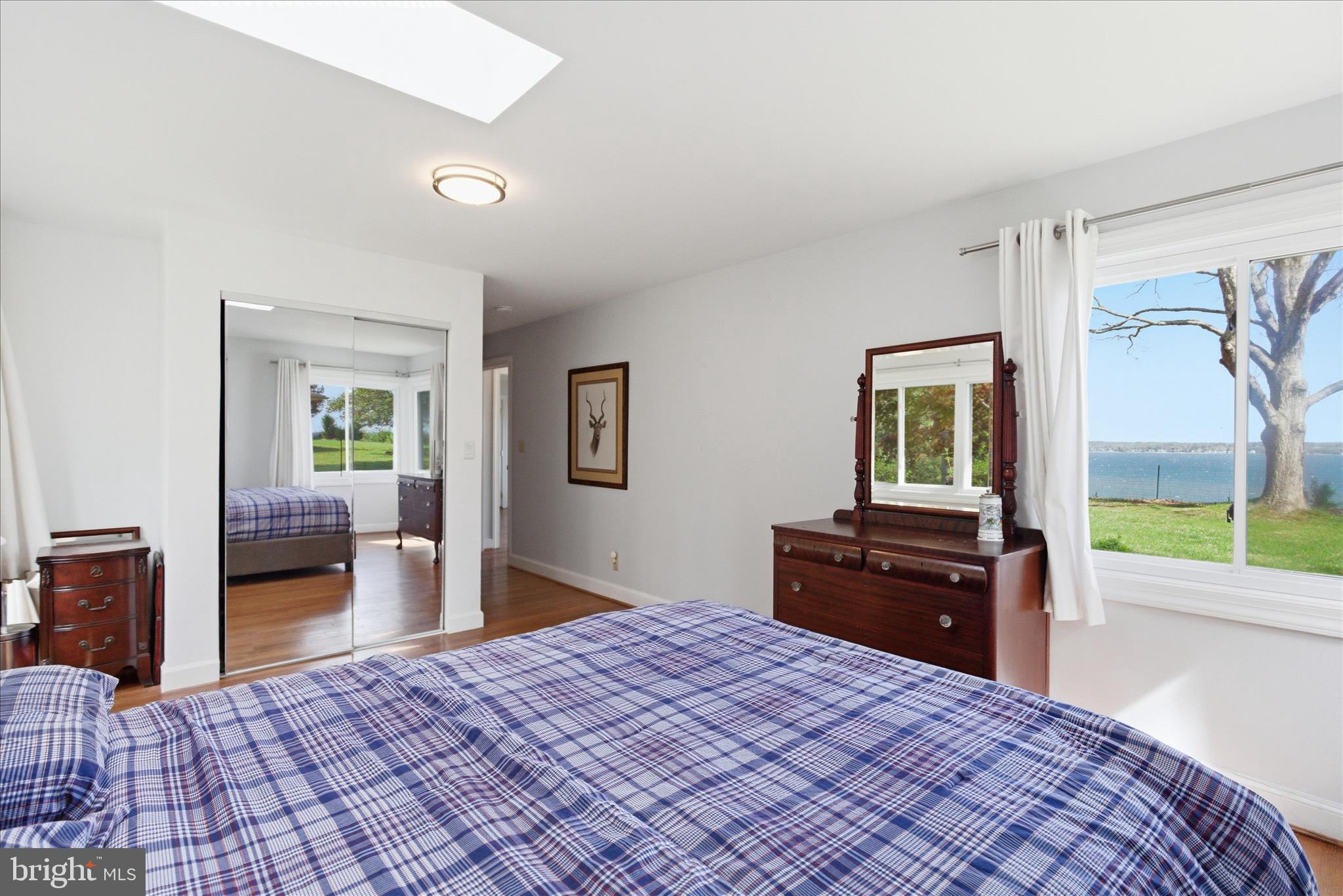 43732 Raspberry Lane Hollywood, MD 20636 - Photo 32 of 54 a bedroom with a bed and a dresser