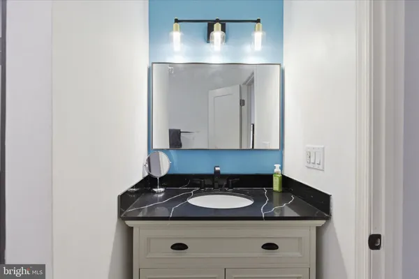 a view of a storage & utility room