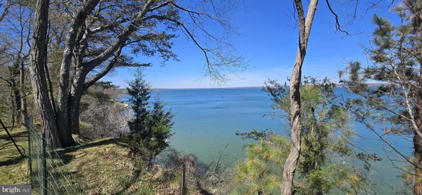 $623,000 | 43732 Raspberry Lane, Hollywood, MD 20636