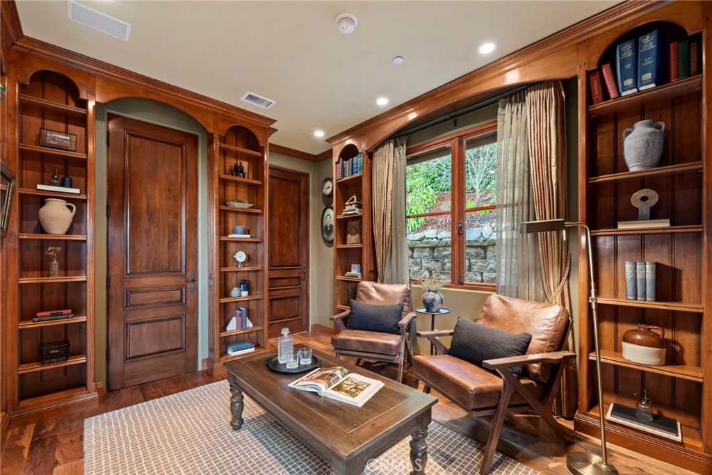 4 Yellow Brick Road Rancho Palos Verdes, CA 90275 - Photo 26 of 40 Library (6th Bedroom)