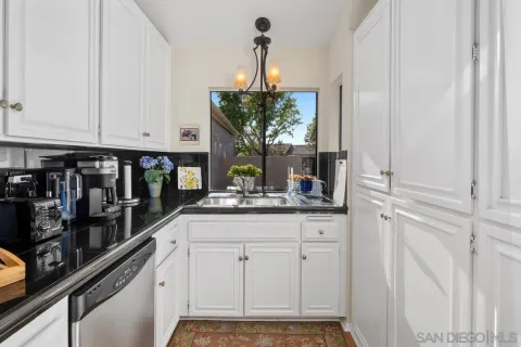 $725,000 | 17811 Corte Huasco, Unit 69, San Diego, CA 92128
