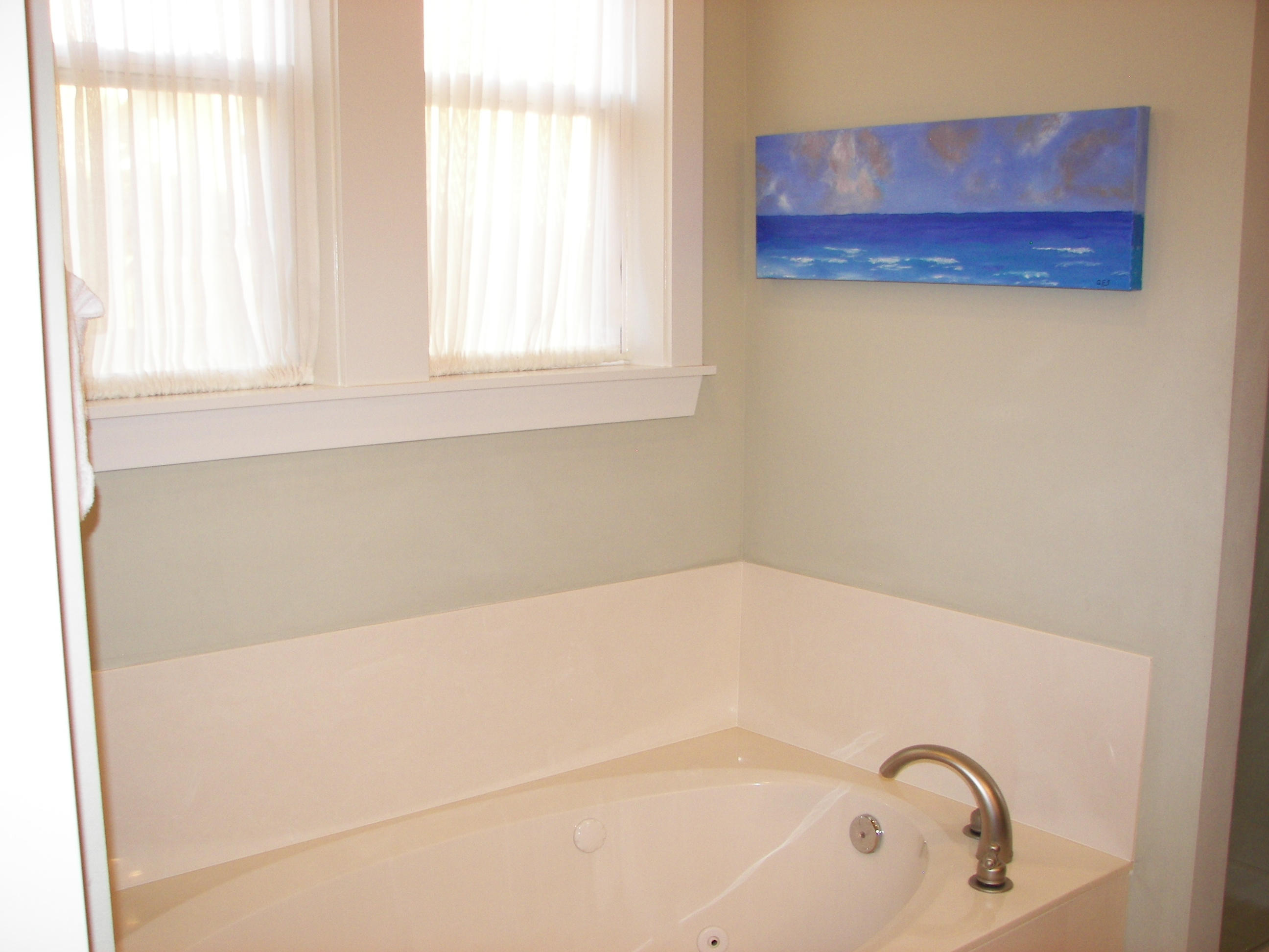 69 Lifeguard Loop West Inlet Beach, FL 32461 - Photo 25 of 34 a bathroom with a bathtub