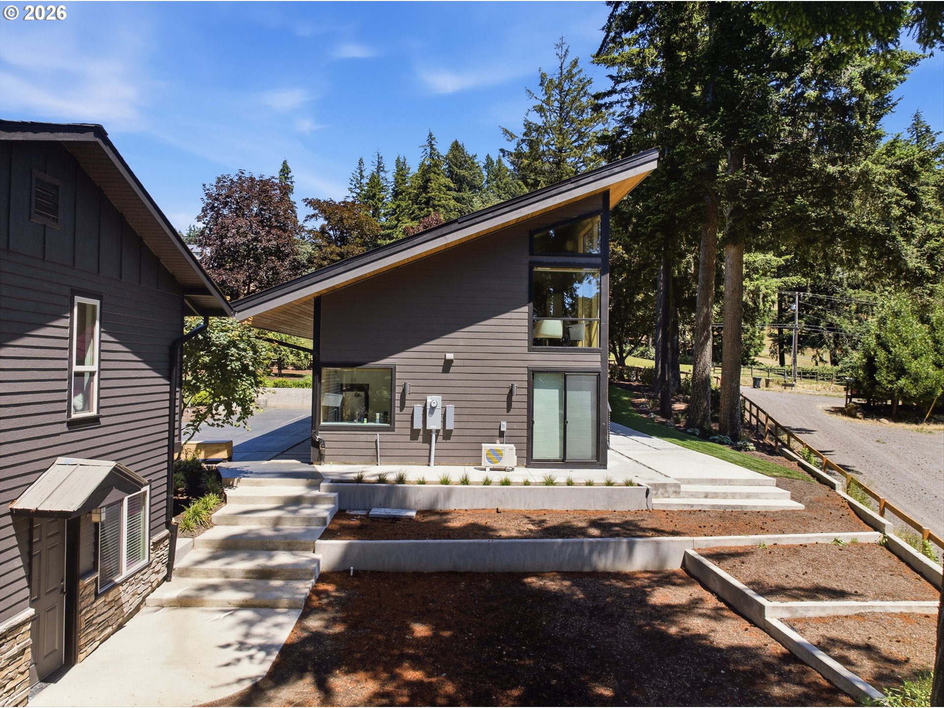 24515 Southwest Mountain Road West Linn, OR 97068 - Photo 27 of 41