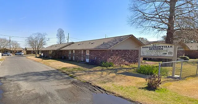 $604 | 425 Memorial Drive, Donaldsonville, LA 70346