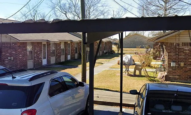 $604 | 425 Memorial Drive, Donaldsonville, LA 70346