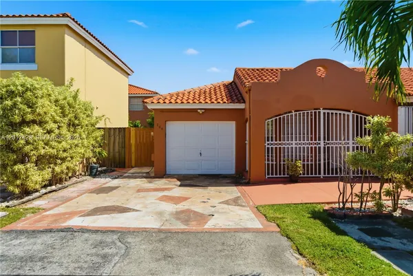 $3,900 | 164 Northwest 85th Court, Miami, FL 33126