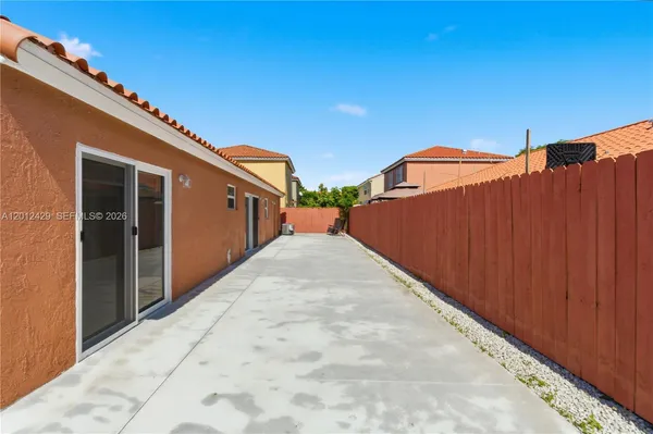 $3,900 | 164 Northwest 85th Court, Miami, FL 33126
