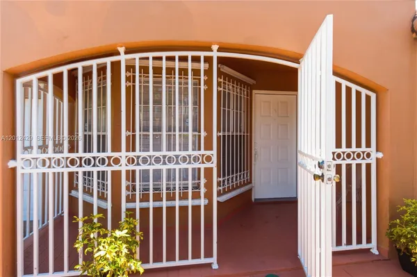 $3,900 | 164 Northwest 85th Court, Miami, FL 33126
