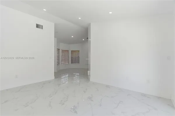 $3,900 | 164 Northwest 85th Court, Miami, FL 33126