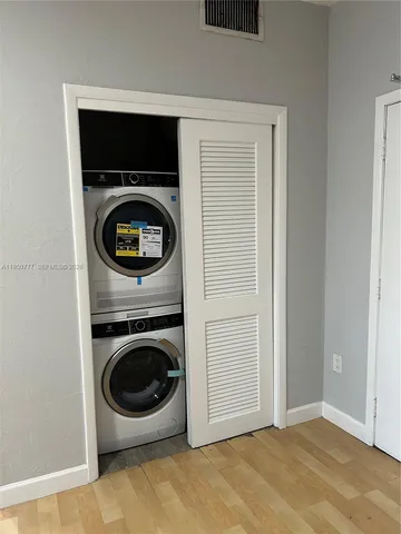 $2,050 | 1360 Collins Avenue, Unit 102, Miami Beach, FL 33139