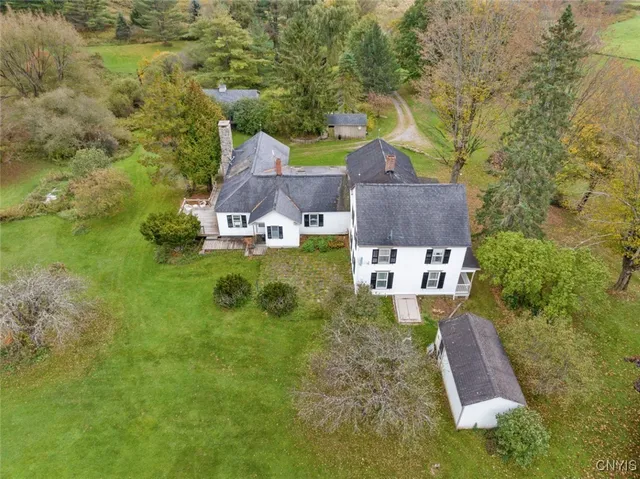 $879,000 | 217 Walters Way, Richfield, NY 13439