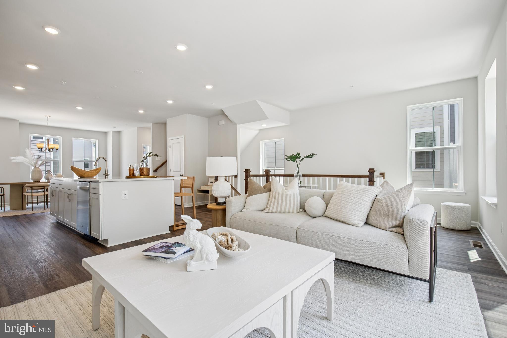 12017 Apache Tears Circle Laurel, MD 20708 - Photo 4 of 44