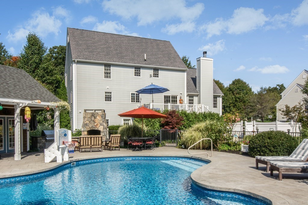 23 Riveredge Road Mansfield, MA 02048 - Photo 27 of 42 Gallery Image 27